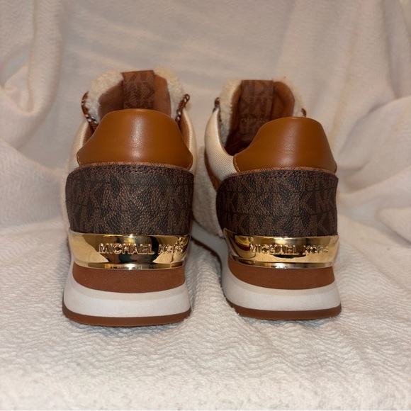 MICHAEL KORS Maddy Teddy Brown Multi MK Logo Trainer US size 7.5 - Picture 3 of 10